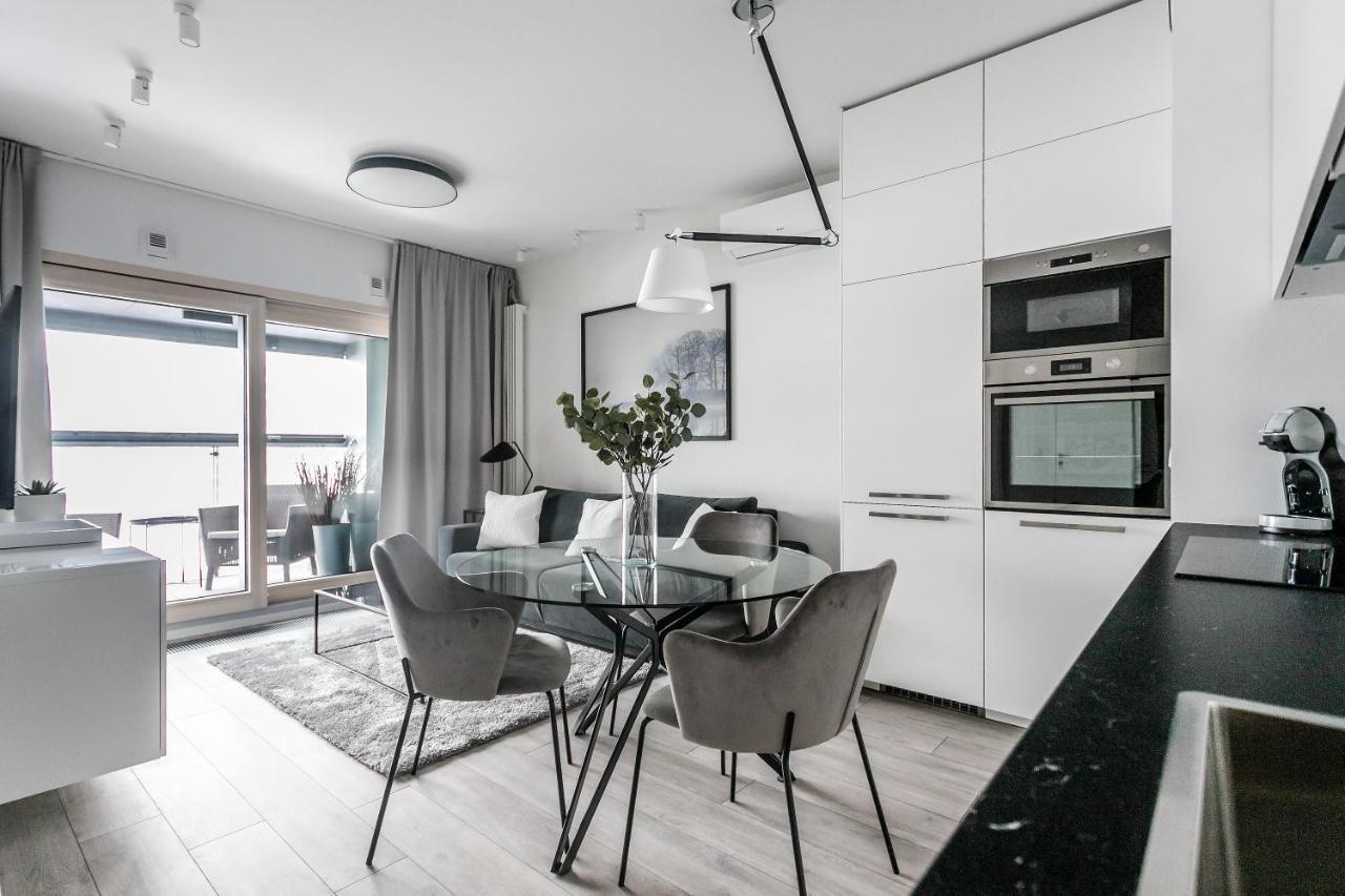 Mennica Residence Apartments By P&O Serviced Apartments Varşovia Exterior foto
