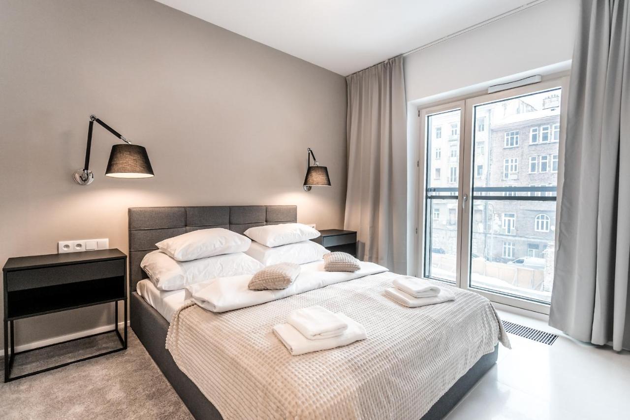 Mennica Residence Apartments By P&O Serviced Apartments Varşovia Exterior foto