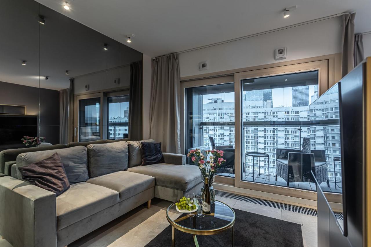 Mennica Residence Apartments By P&O Serviced Apartments Varşovia Exterior foto
