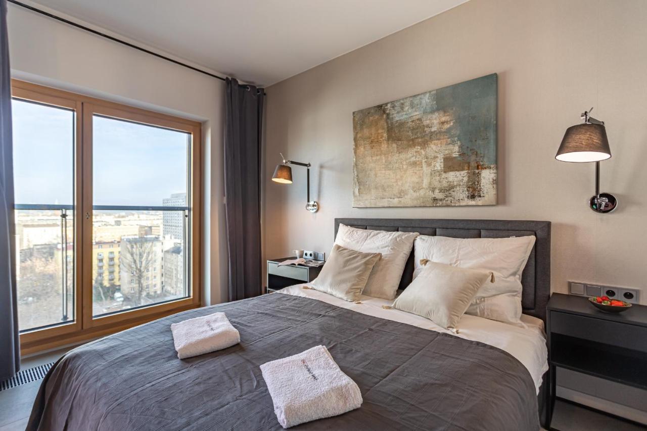 Mennica Residence Apartments By P&O Serviced Apartments Varşovia Exterior foto