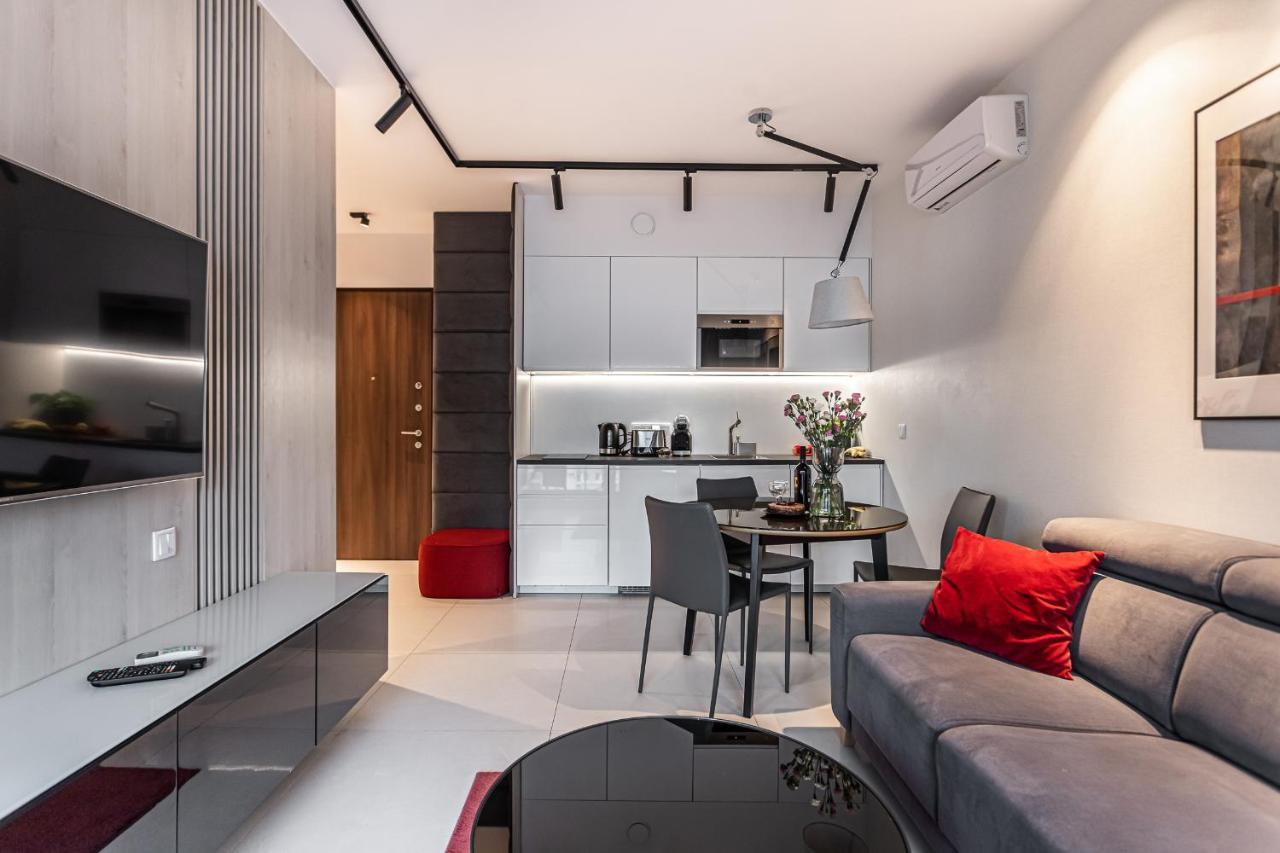 Mennica Residence Apartments By P&O Serviced Apartments Varşovia Exterior foto