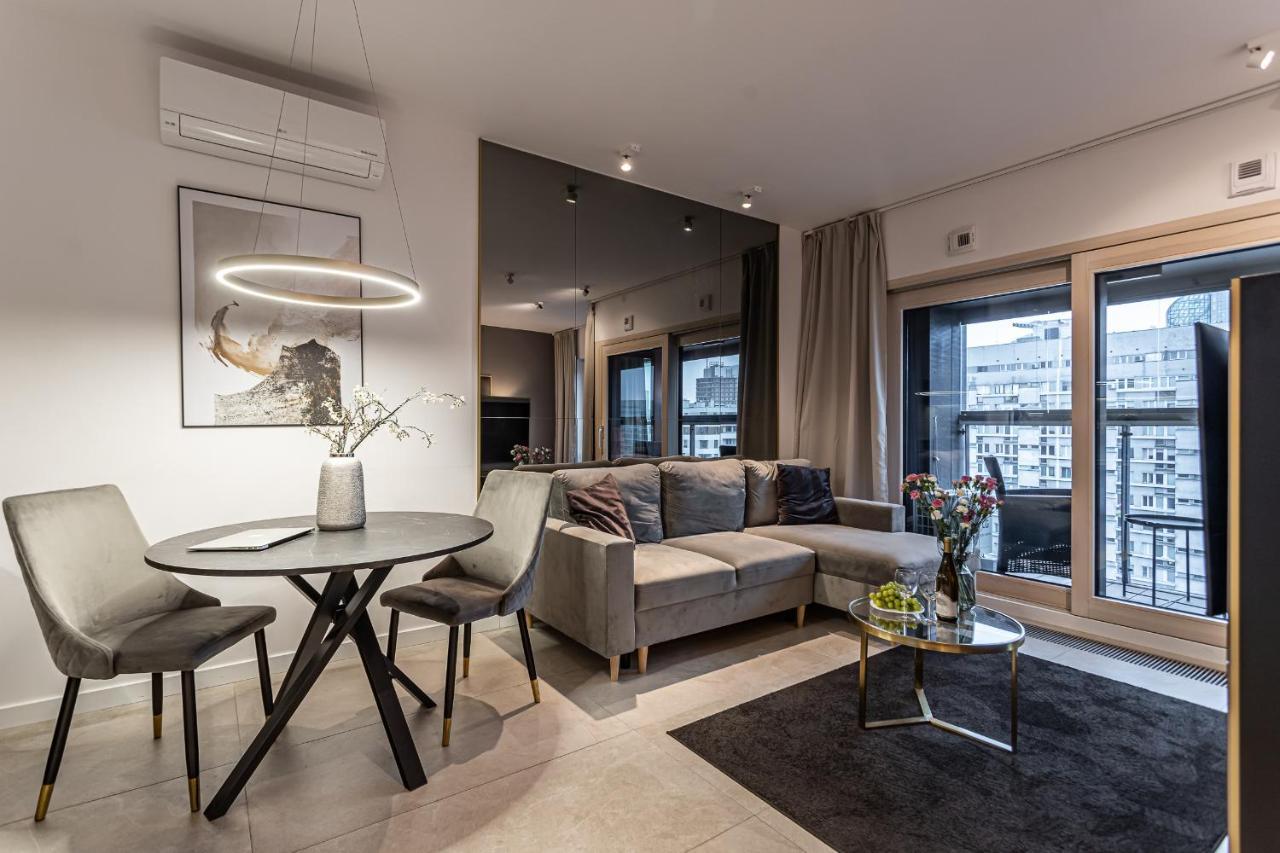 Mennica Residence Apartments By P&O Serviced Apartments Varşovia Exterior foto