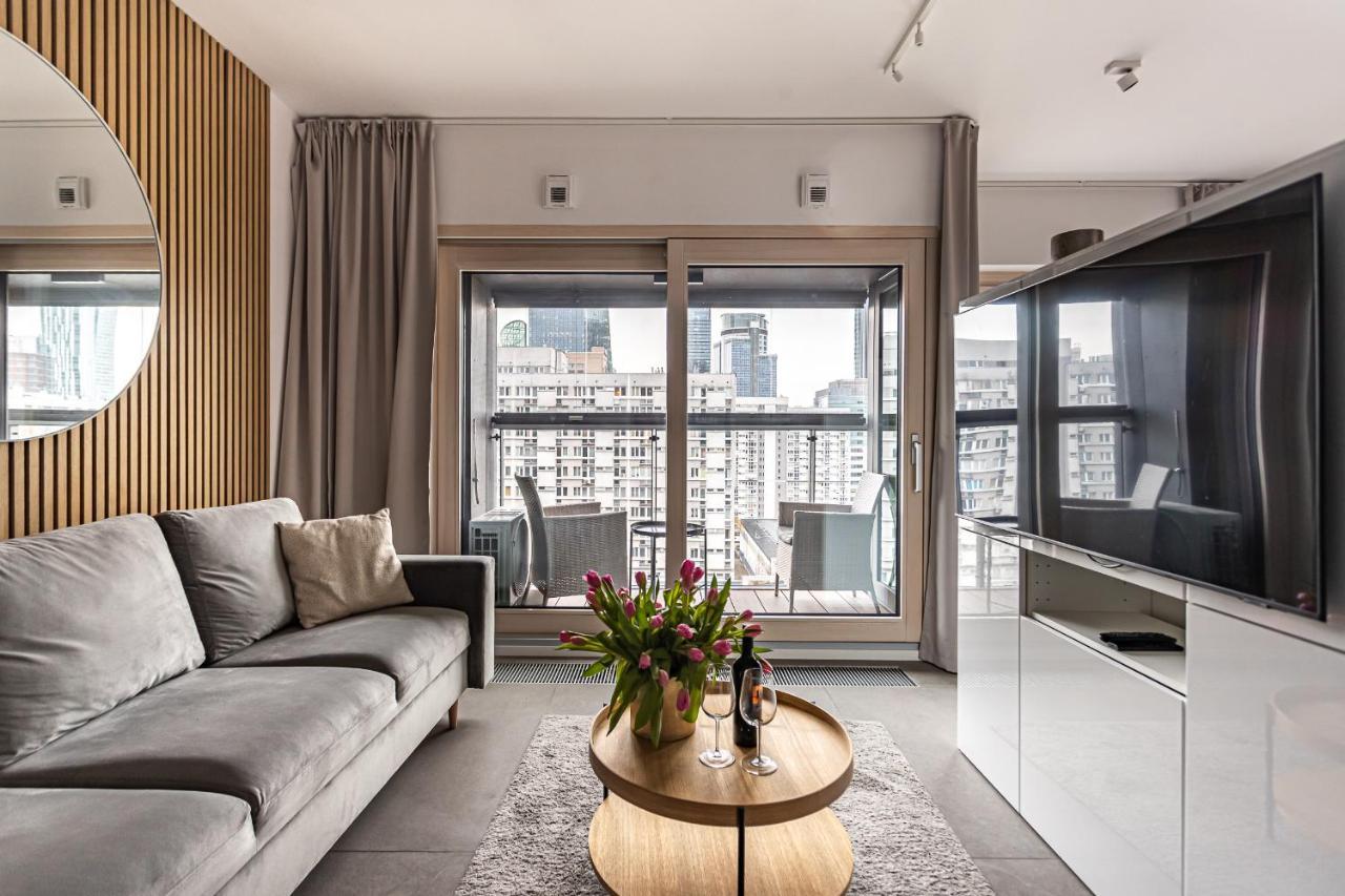 Mennica Residence Apartments By P&O Serviced Apartments Varşovia Exterior foto